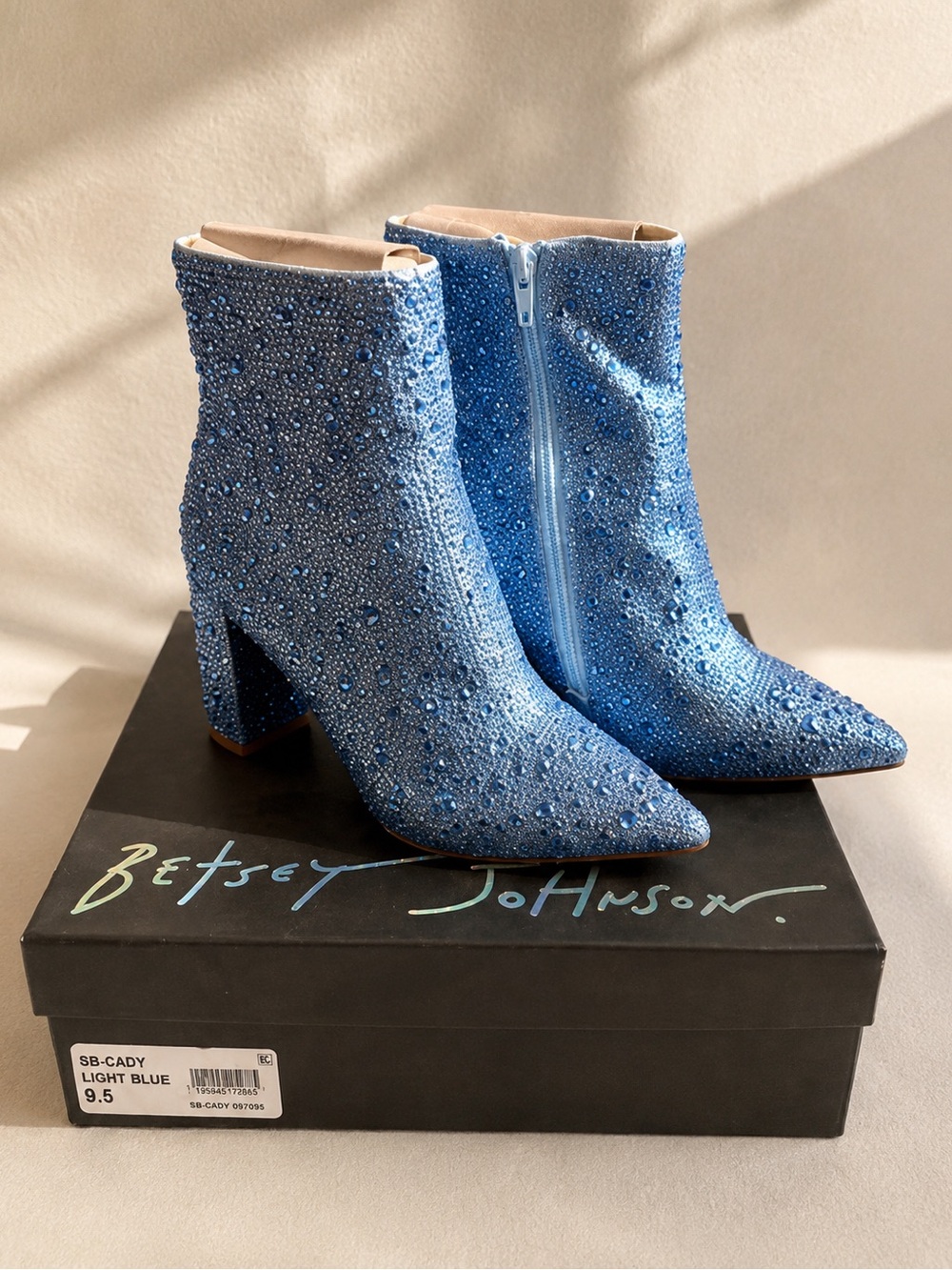 Betsey Johnson Rhinestone Cady Boots Light Blue Crystal Ankle Booties 9.5 NEW